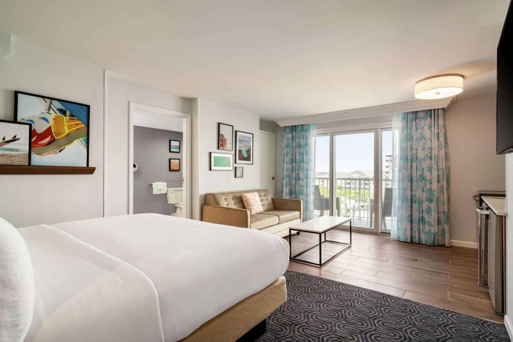 Doubletree By Hilton Ocean Oceanfront 4*