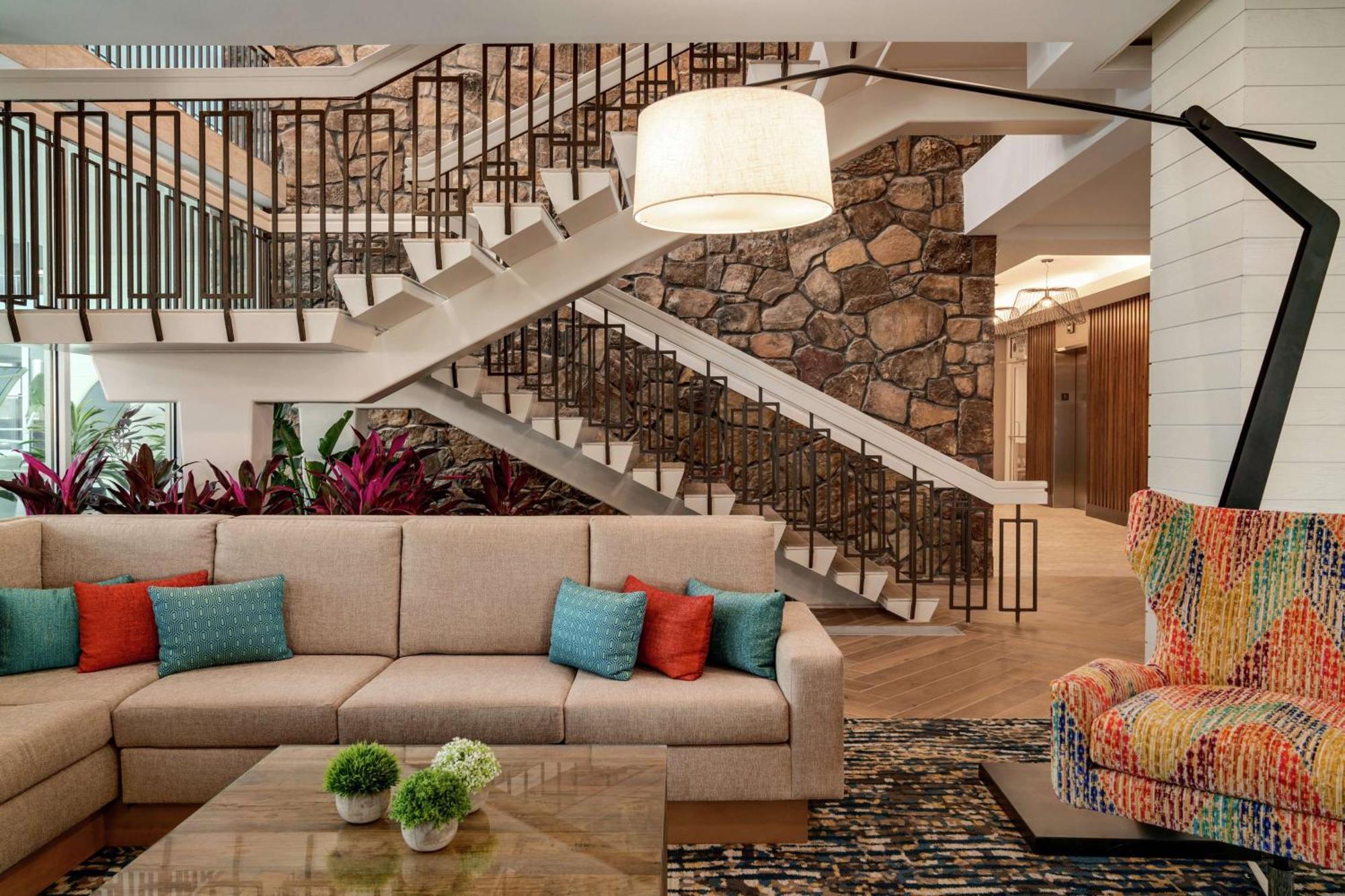 Hotel Doubletree By Hilton Ocean Oceanfront